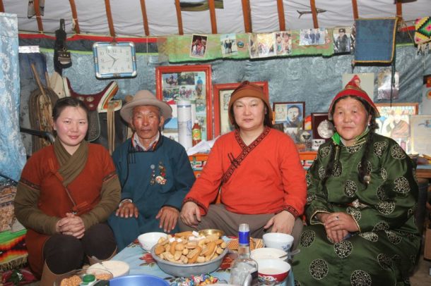 МУГЖ С.Жавхлангийн Халимаг улсад хийсэн шинэ уран бүтээл